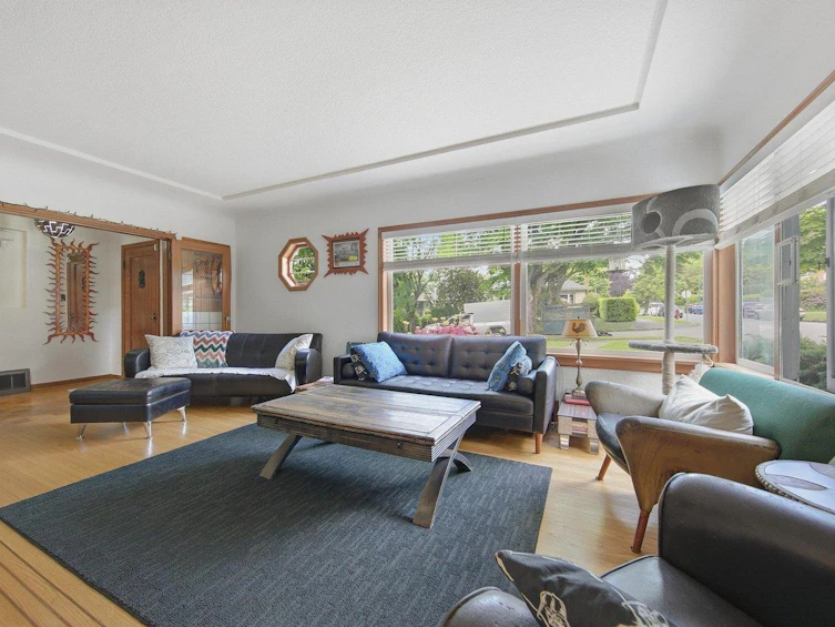 2506 W 15th Avenue, Vancouver, BC, V6K 2Z4 - 5