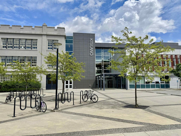 2506 W 15th Avenue, Vancouver, BC, V6K 2Z4 - 30