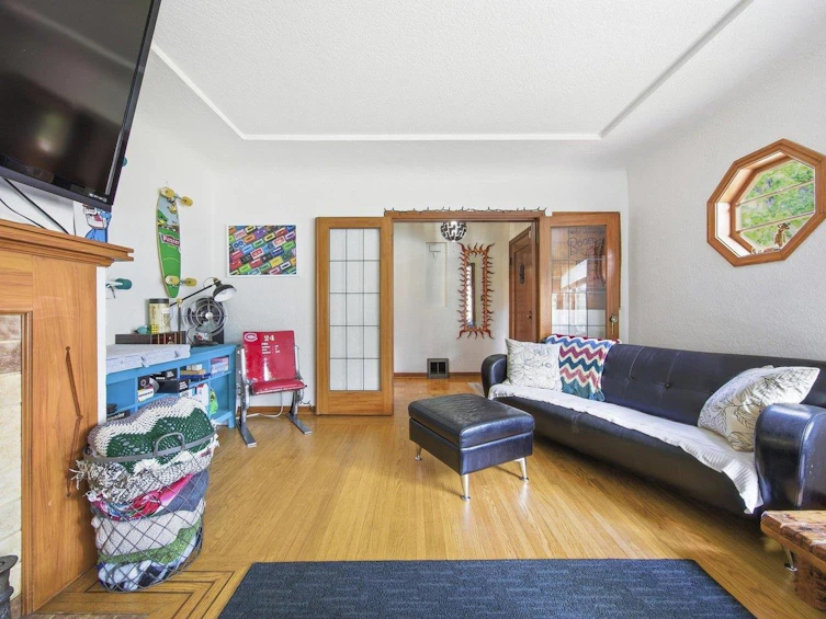 2506 W 15th Avenue, Vancouver, BC, V6K 2Z4 - 6