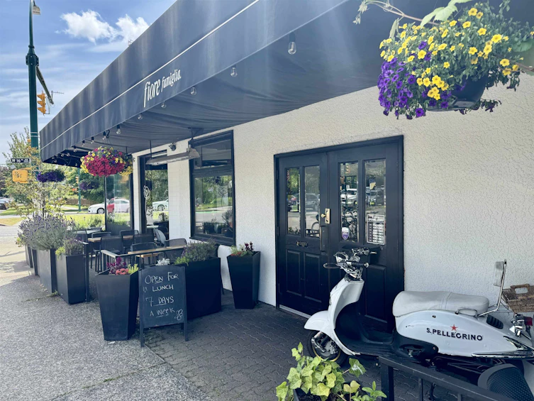 2506 W 15th Avenue, Vancouver, BC, V6K 2Z4 - 34
