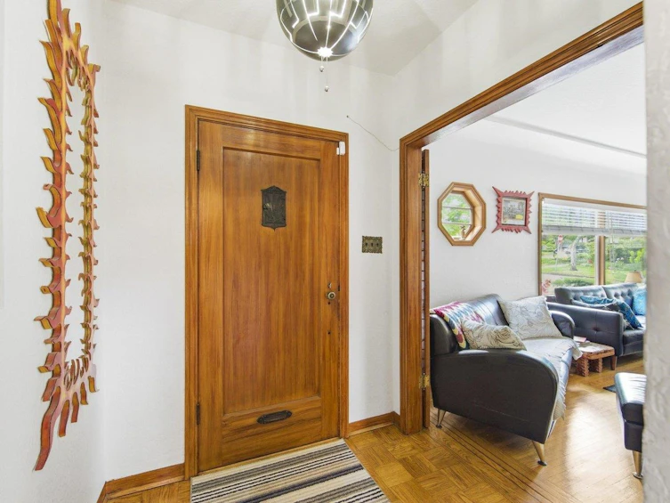 2506 W 15th Avenue, Vancouver, BC, V6K 2Z4 - 3