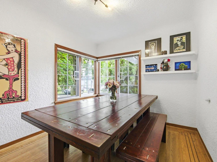 2506 W 15th Avenue, Vancouver, BC, V6K 2Z4 - 8