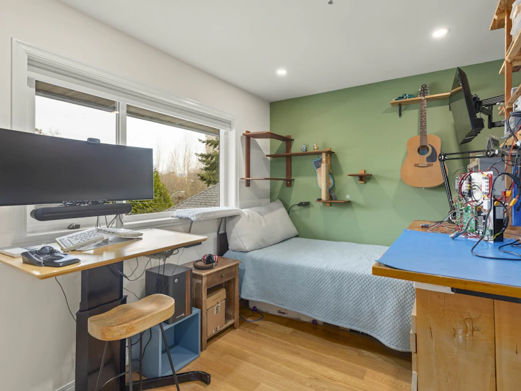 1815 W 14th Avenue, Vancouver, BC, V6J 2J8 - 18