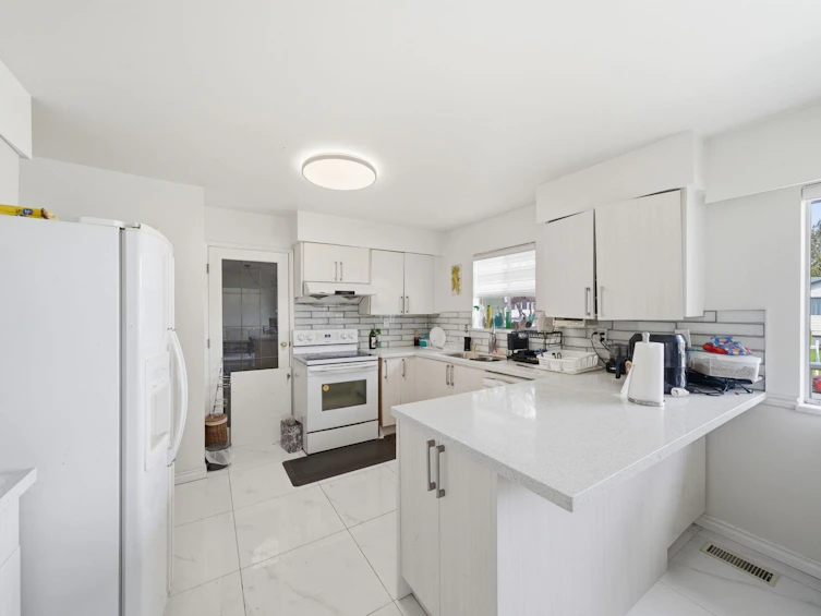 11926 82a Avenue, Delta, BC, V4C 2E6 - 7