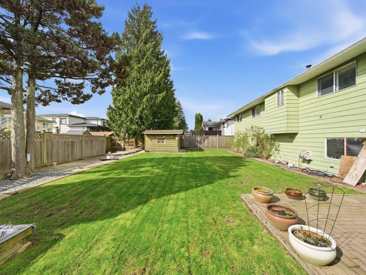 11926 82a Avenue, Delta, BC, V4C 2E6 - 33