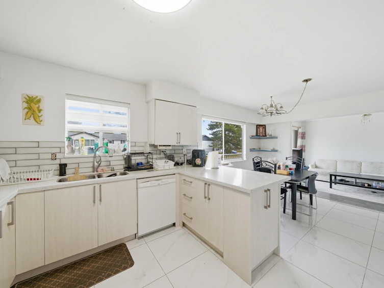 11926 82a Avenue, Delta, BC, V4C 2E6 - 4