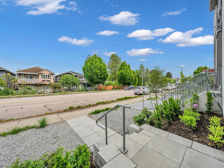 104-2250 E 1st Avenue, Vancouver, BC, V5N 1B6 - 27