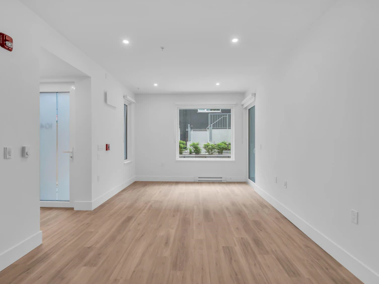 104-2250 E 1st Avenue, Vancouver, BC, V5N 1B6 - 17