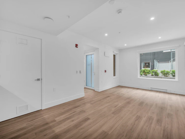 104-2250 E 1st Avenue, Vancouver, BC, V5N 1B6 - 16