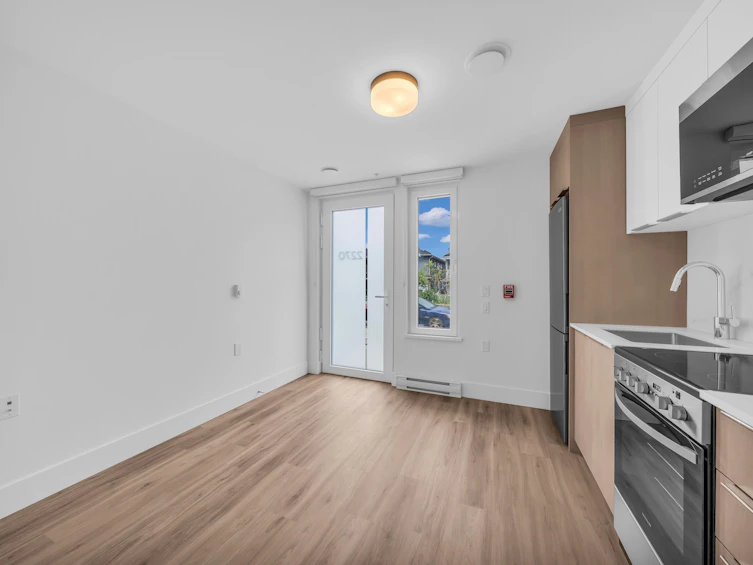 104-2250 E 1st Avenue, Vancouver, BC, V5N 1B6 - 26