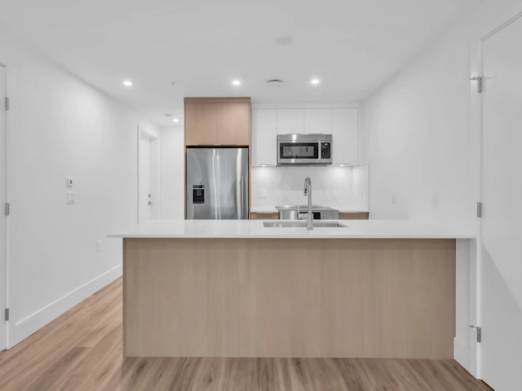 104-2250 E 1st Avenue, Vancouver, BC, V5N 1B6 - 11