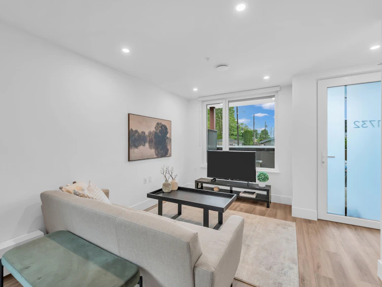 1732 Templeton Drive, Vancouver, BC, V5N 1B6 - 15