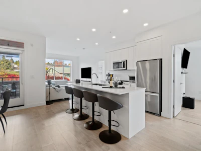 301-808 Gauthier Avenue - 2