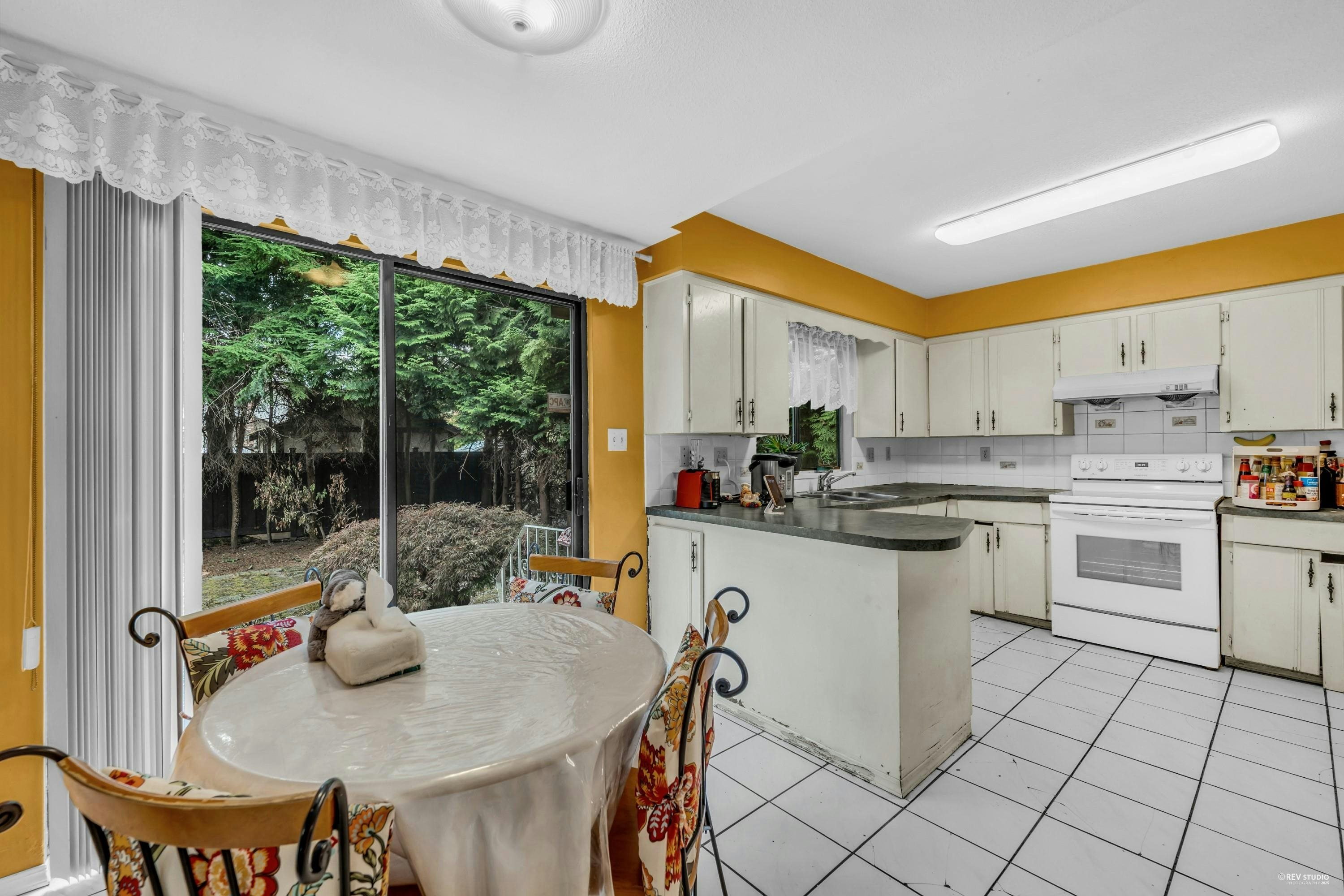 4200 Coventry Drive, Richmond, BC, V7C 4R2 - 6