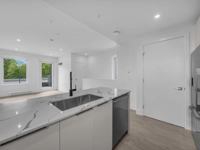 309-2250 E 1st Avenue - 2