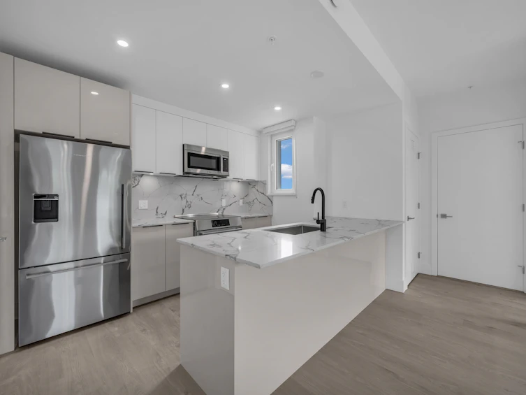 309-2250 E 1st Avenue, Vancouver, BC, V5N 1B6