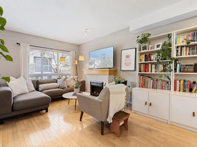 70-15168 36 Avenue - 4