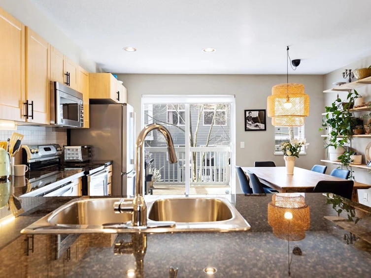 70-15168 36 Avenue, Surrey, BC, V3Z 0Z6 - 5