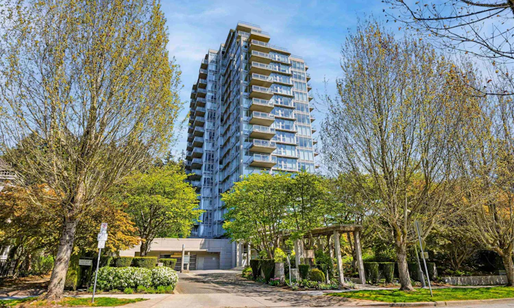 905-2688 West Mall