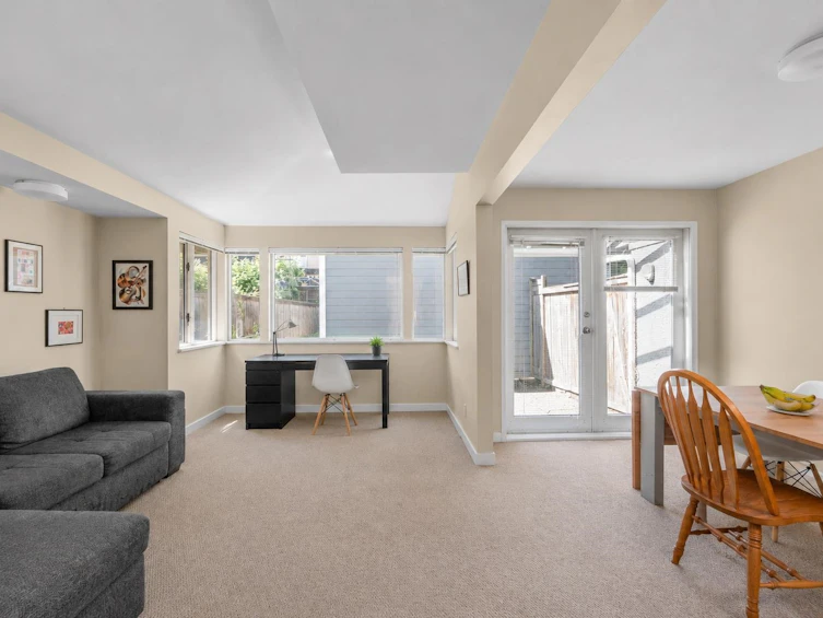 6372 Douglas Street, West Vancouver, BC, V7W 2E9 - 2