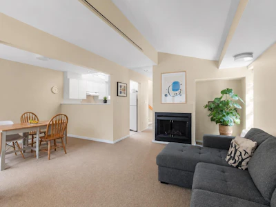6372 Douglas Street - 3