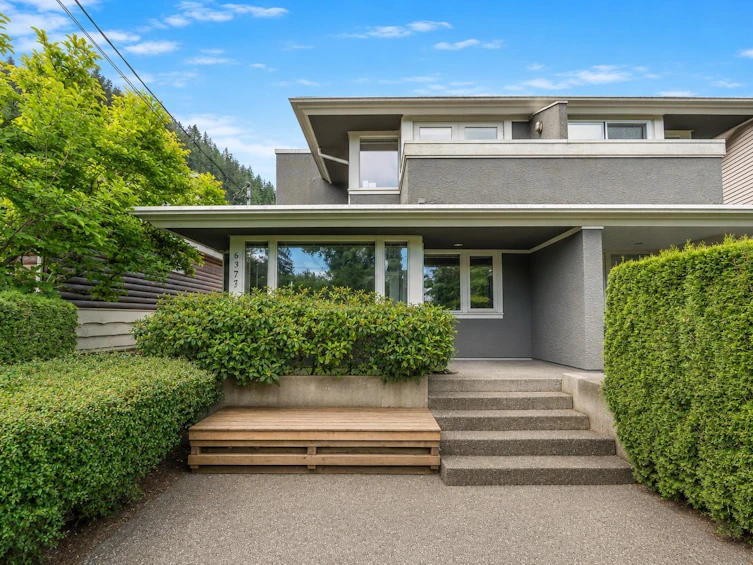 6372 Douglas Street, West Vancouver, BC, V7W 2E9
