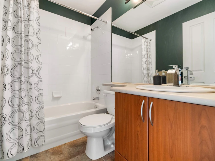 102-15175 62a Avenue, Surrey, BC, V3S 1X1 - 23