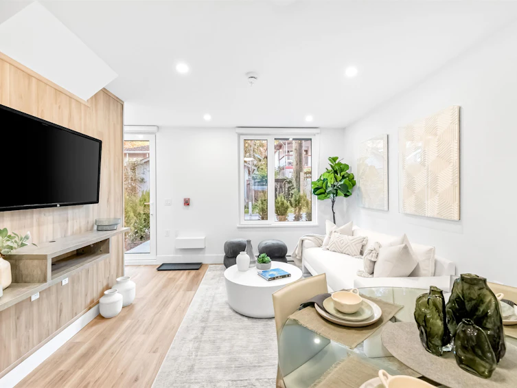 153-2230 E 1st Avenue, Vancouver, BC, V5N 1B6 - 2