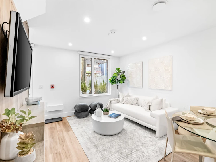 153-2230 E 1st Avenue, Vancouver, BC, V5N 1B6 - 3