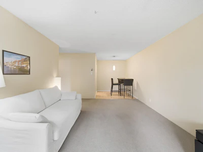 310-8511 Ackroyd Road - 5
