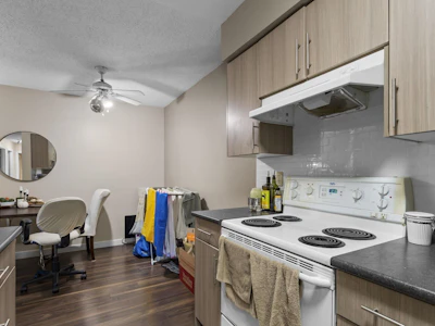 119-4363 Halifax Street - 3
