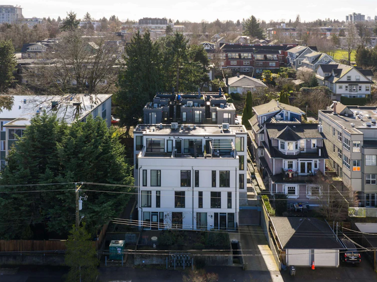 529 E 6th Avenue, Vancouver, BC, V5T 1K9 - 20