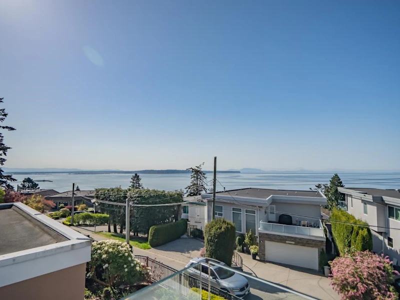 14433 Sunset Lane, Surrey BC V4B 5J7
