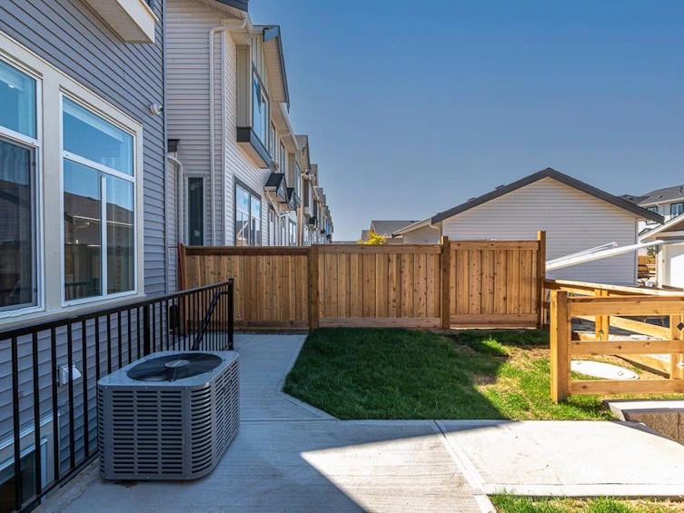 7422 196 Street, Surrey, BC, V2Y 3R7 - 31