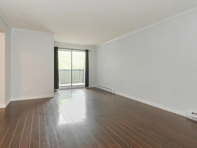 212-17661 58a Avenue - 5