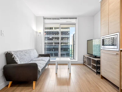 1607-13615 Fraser Highway - 4