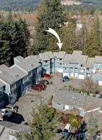 5 822 Gibsons Way