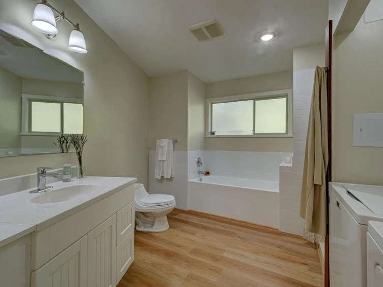 5-822 Gibsons Way, Gibsons, BC, V0N 1V7 - 7