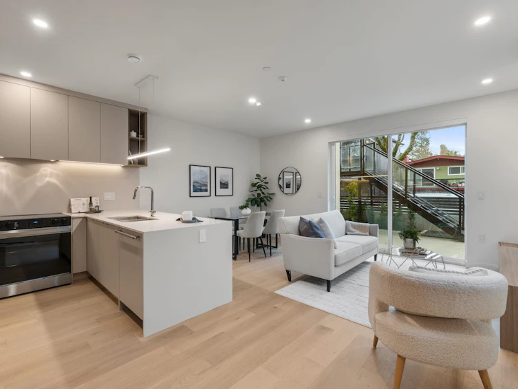 4-4963 Chester Street, Vancouver, BC, V5W 3A7 - 3