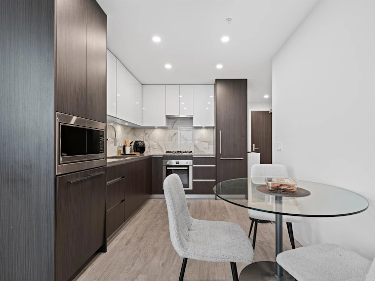 703-5333 Goring Street, Burnaby, BC, V5B 3A2 - 9