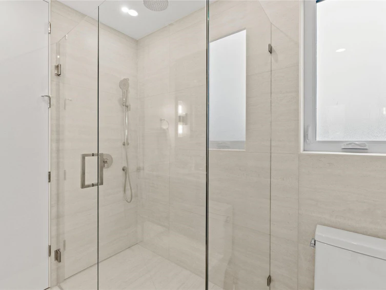 2-4963 Chester Street, Vancouver, BC, V5W 3A7 - 16