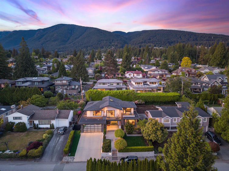 920 Melbourne Avenue, North Vancouver, BC, V7R 1N7 - 39