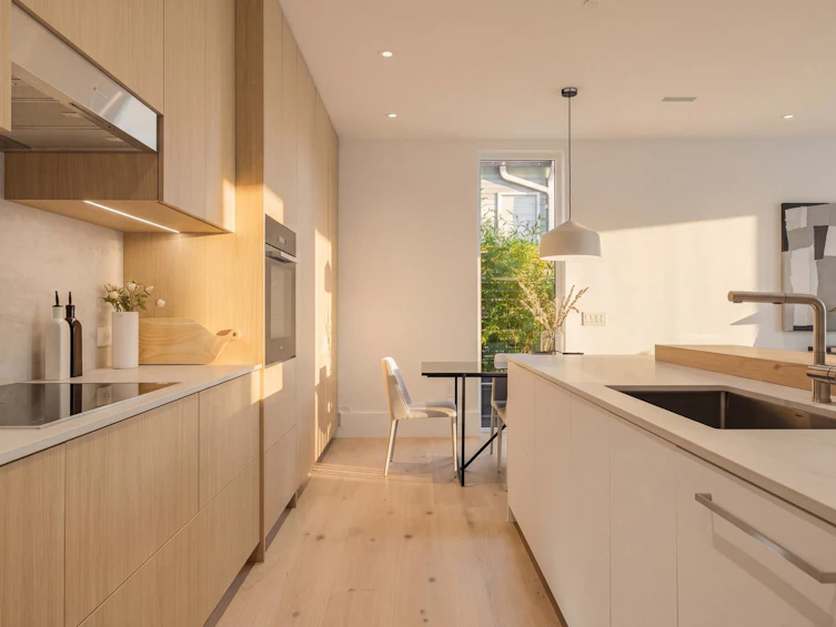 2-2830 Musqueamview Street, Vancouver, BC, V6K 2R9 - 9