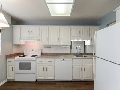 2-10771 Mortfield Road - 5