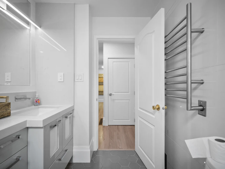 6978 Mckinnon Street, Vancouver, BC, V5S 3G5 - 19