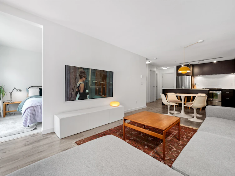 203-1677 Lloyd Avenue, North Vancouver, BC, V7P 0A9 - 4