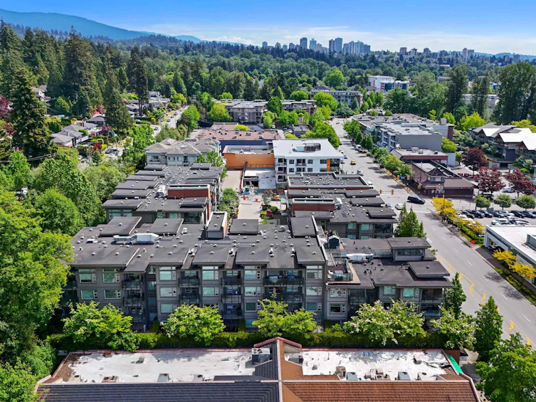 203-1677 Lloyd Avenue, North Vancouver, BC, V7P 0A9 - 31