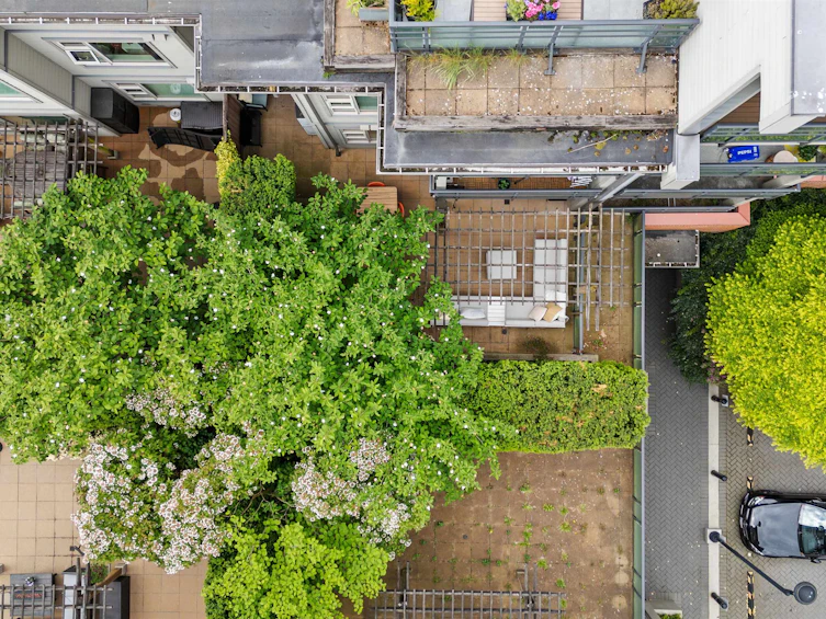 203-1677 Lloyd Avenue, North Vancouver, BC, V7P 0A9 - 35