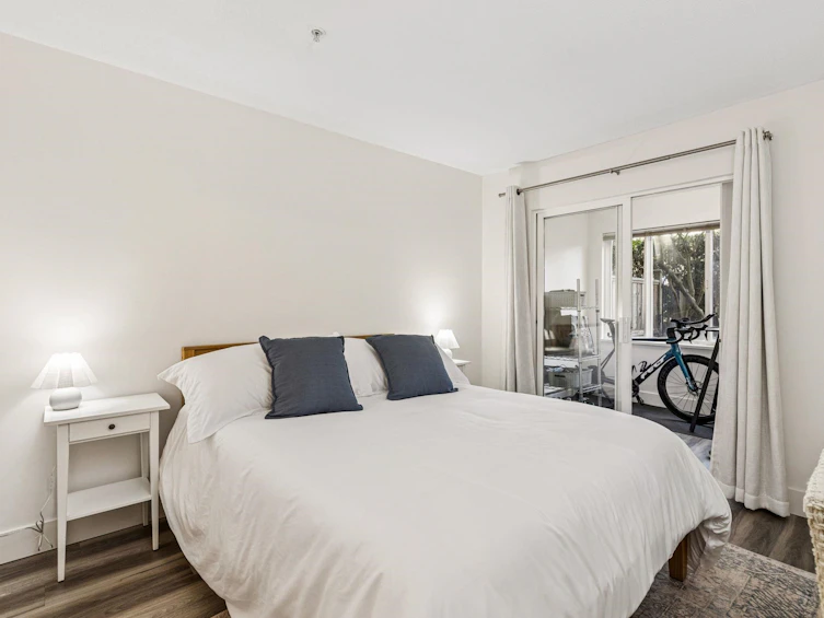 102-365 E 1st Street, North Vancouver, BC, V7L 4W5 - 15