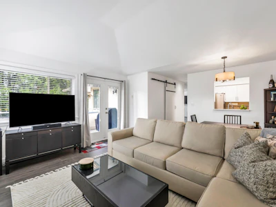 308-33675 Marshall Road - 4